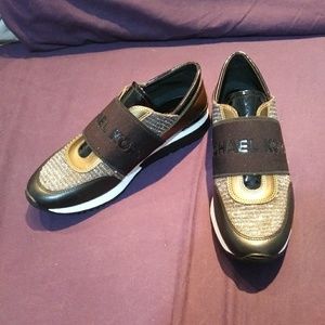 Michael Kors Shoes - Michael Kors MK Trainers Black/Bronze Michael Kors Shoes - Michael Kors MK Trainers Black/Bronze